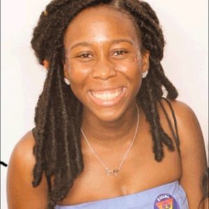 Meet your Posher, Mia